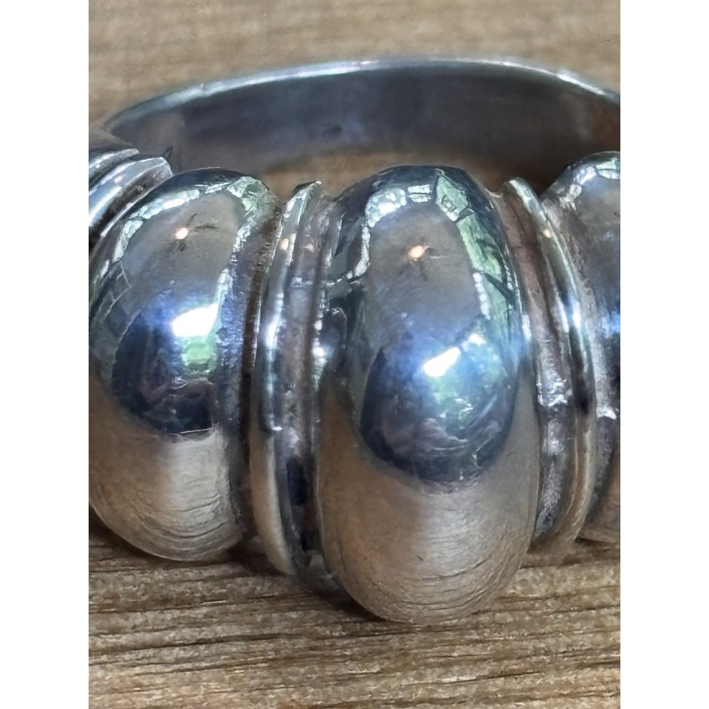 Vintage Modernist Ribbed Sterling Silver Dome Ring Size 5.5 - Picture 2 of 7